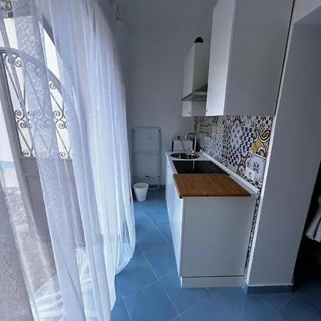 Maison Emi